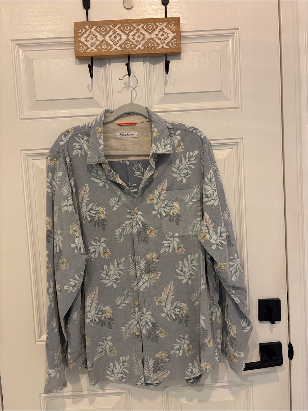Tommy Bahama Coastline Corduroy Misty Lotus Floral Hawaiian Long Sleeve Shirt
XL